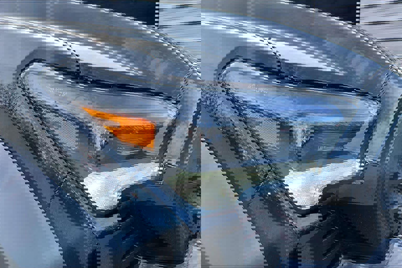 Certified 2025 Toyota Tacoma 4x4 Double Cab Hybrid w/ Tow Tech Package image 25