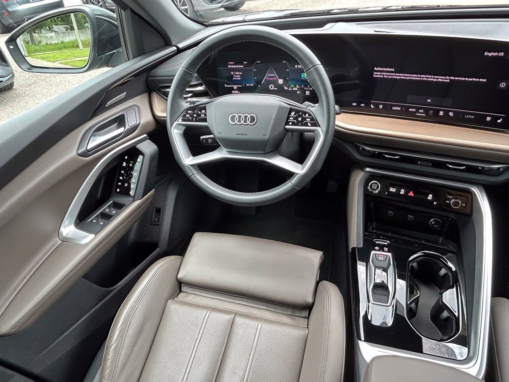Used 2025 Audi Q5 Premium Plus AWD/4WD image 9