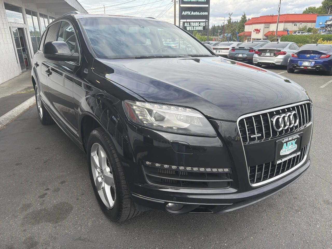 Used 2015 Audi Q7 TDI Premium Plus w/ Premium Plus Package AWD/4WD image 11