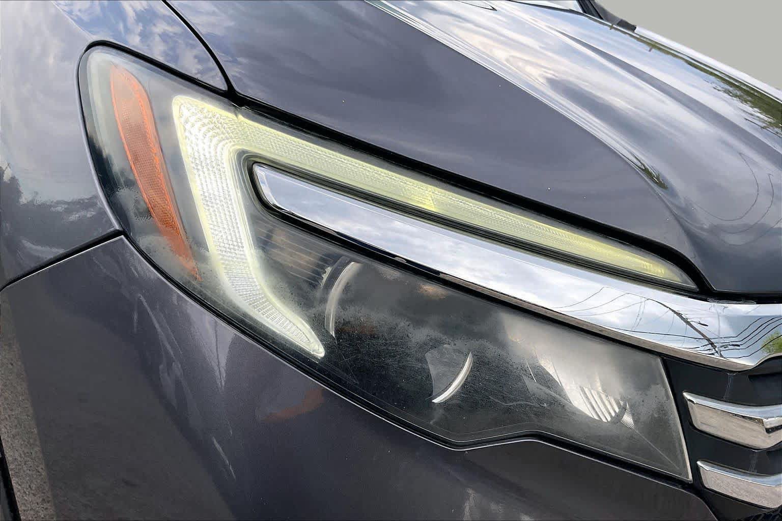 Used 2017 Honda Pilot EX image 27