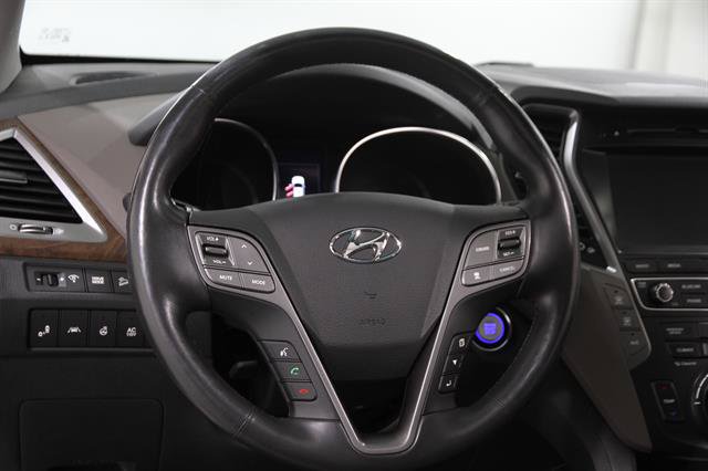 Used 2017 Hyundai Santa Fe Limited AWD/4WD image 8