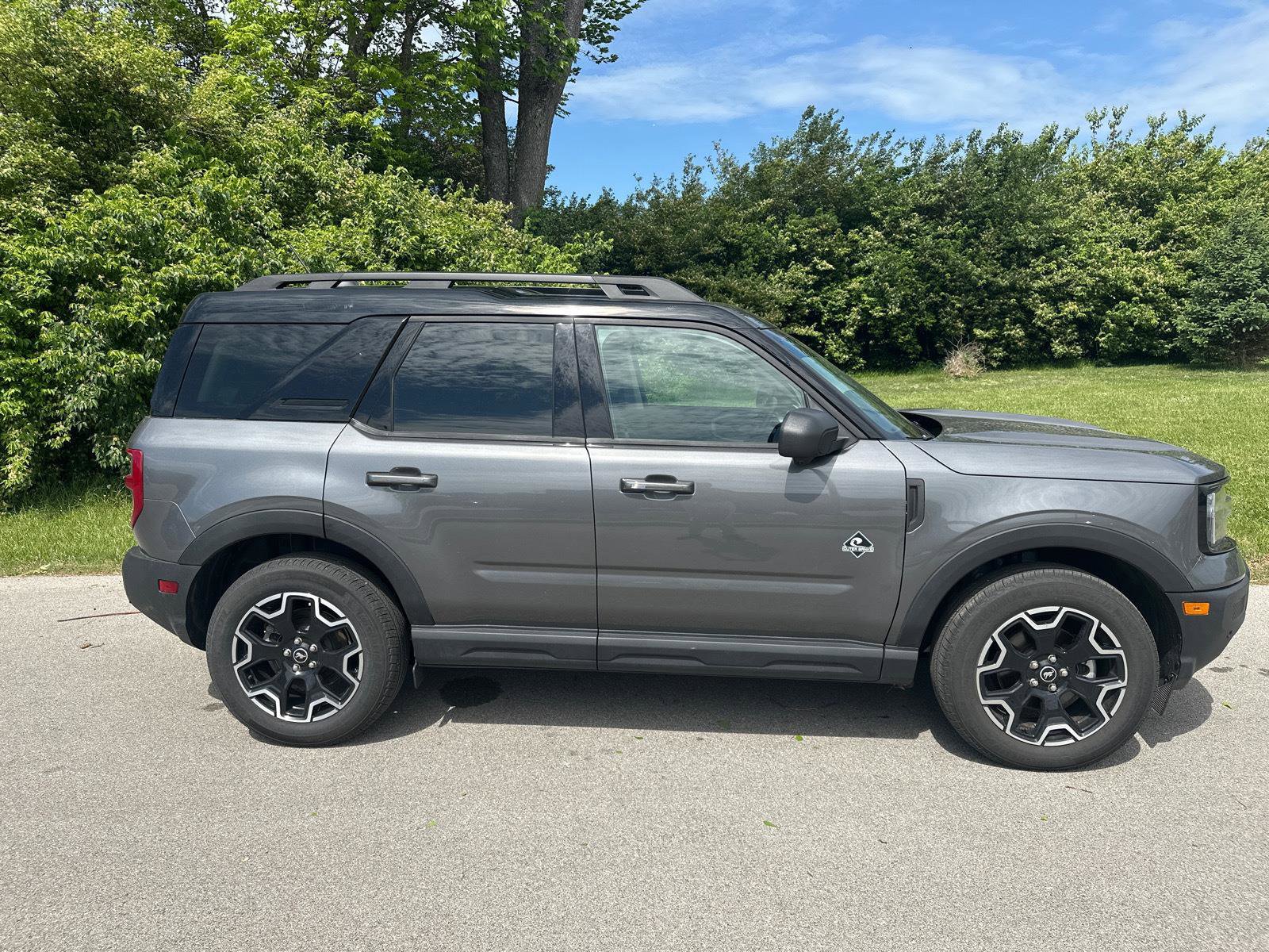 Used 2025 Ford Bronco Sport Outer Banks w/ Outer Banks Tech Package+ AWD/4WD image 2