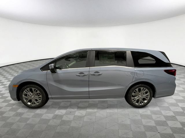 New 2026 Honda Odyssey Touring image 3