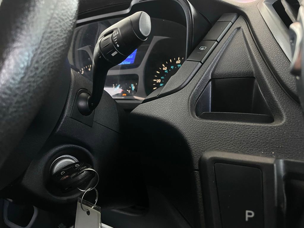 Used 2018 Ford Transit 150 XLT image 36