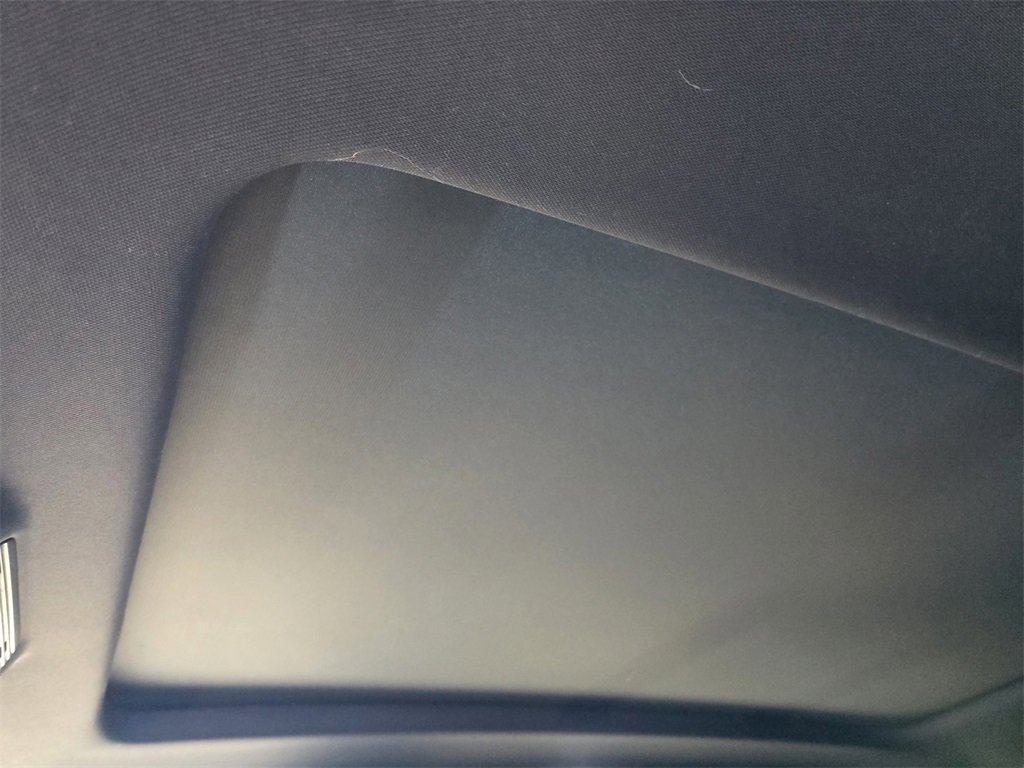 New 2026 Volkswagen Atlas Cross Sport SE image 18