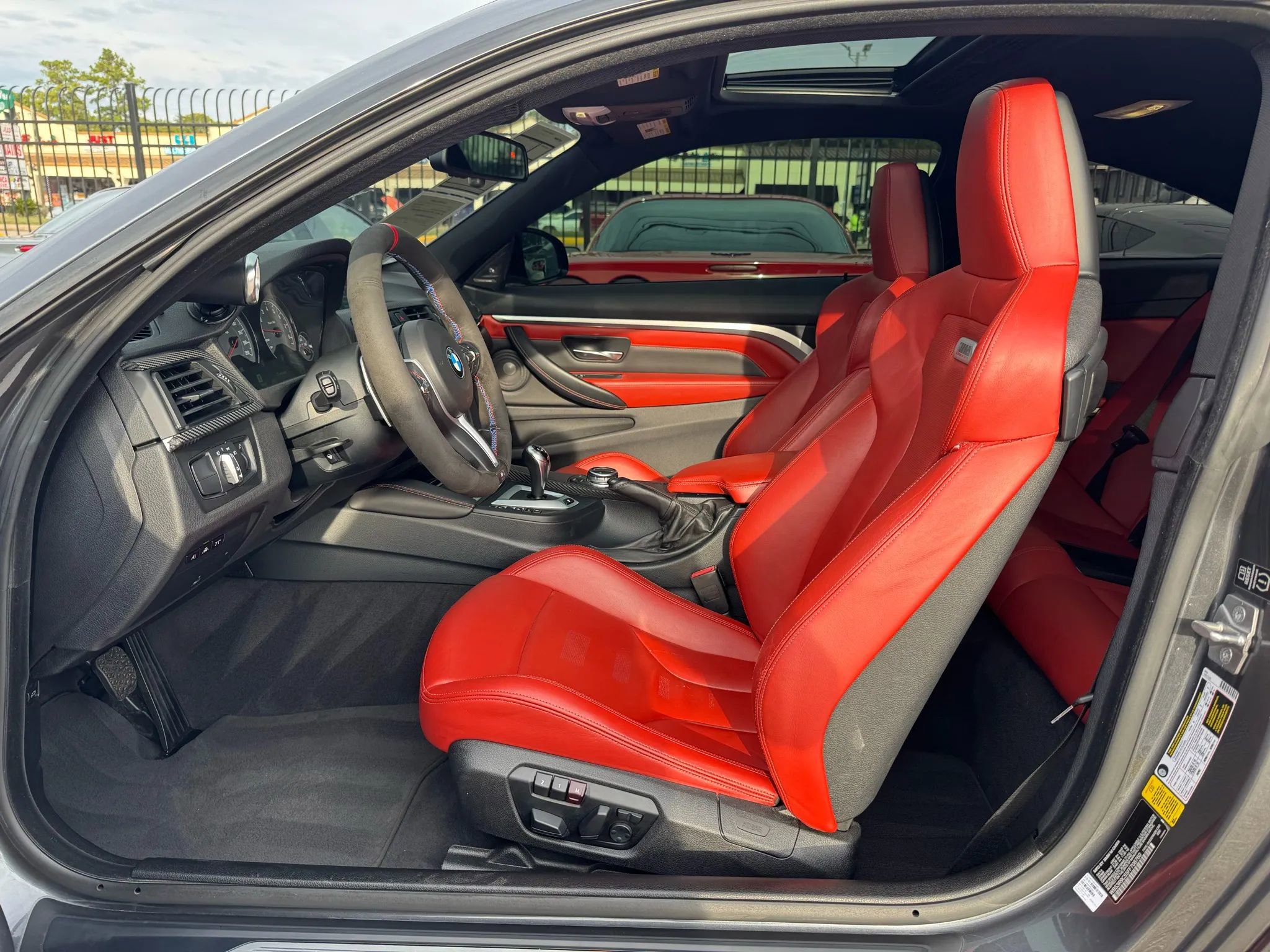 Used 2015 BMW M4 Coupe image 23