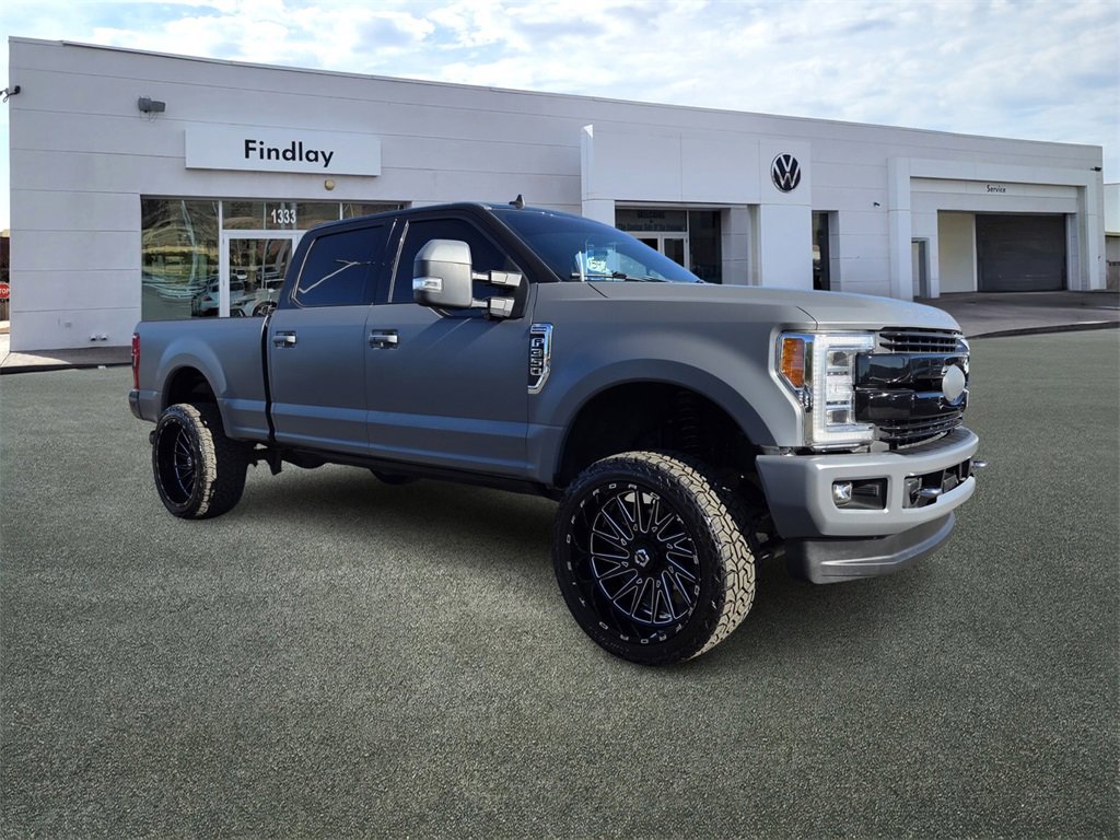 Used 2019 Ford F350 Platinum w/ Platinum Ultimate Package image 2