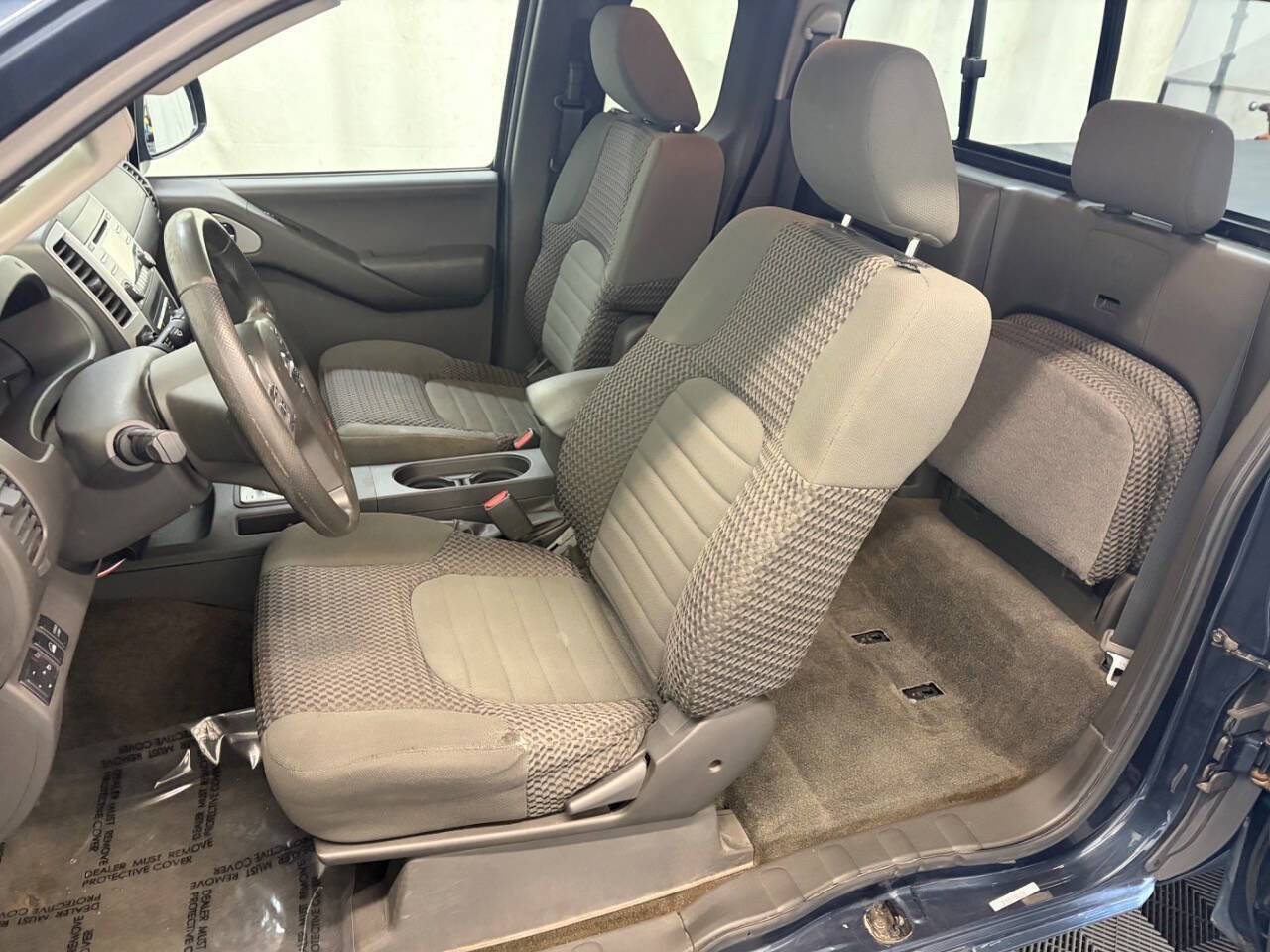 Used 2014 Nissan Frontier SV AWD/4WD image 17