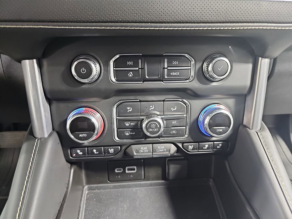 Certified 2024 GMC Yukon XL SLT w/ SLT Premium Package image 31