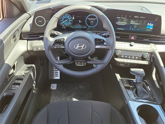 New 2025 Hyundai Elantra SEL image 7