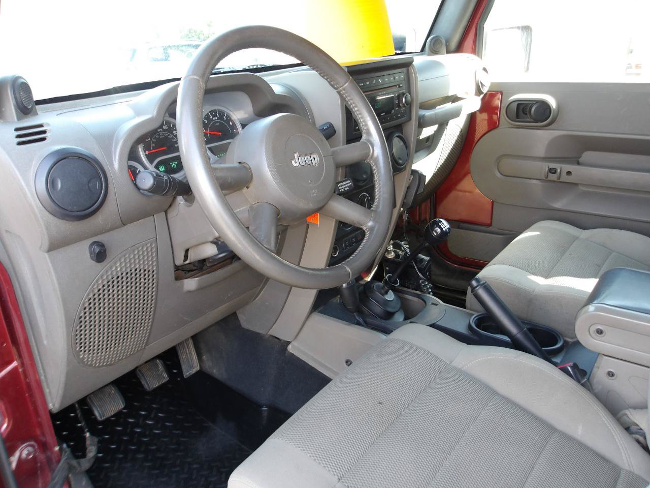Used 2007 Jeep Wrangler Rubicon w/ PWR Convenience Group AWD/4WD image 9
