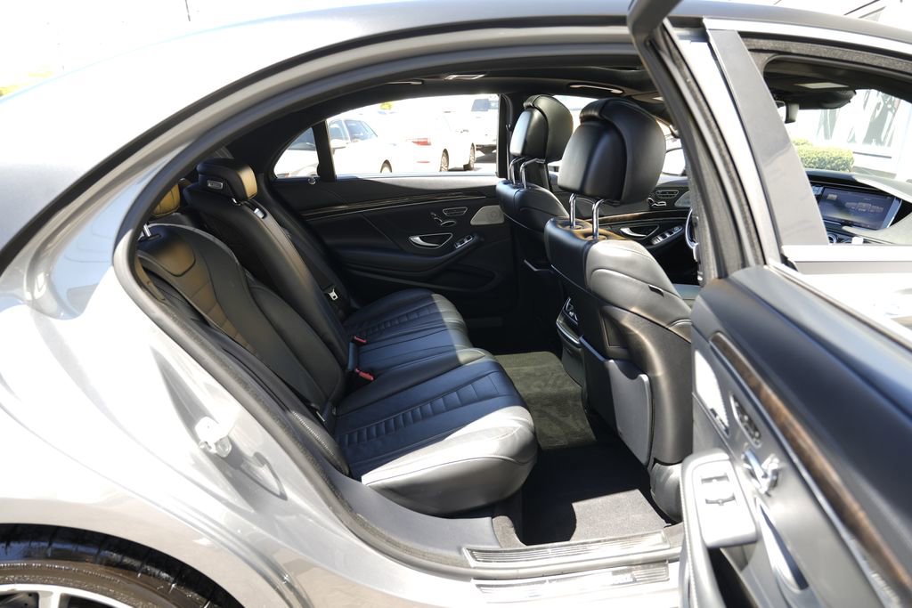 Used 2015 Mercedes-Benz S 550 Sedan image 43