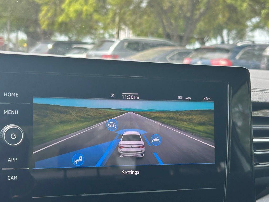 Used 2025 Volkswagen Jetta Sport image 16