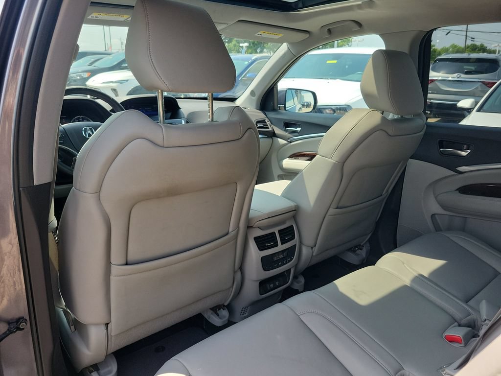 Used 2017 Acura MDX w/ Technology Package AWD/4WD image 14