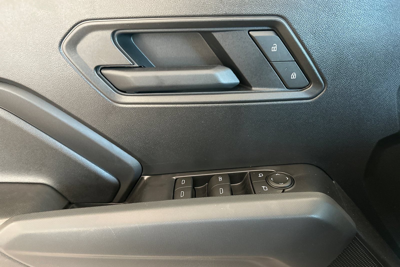 New 2026 Chevrolet Colorado Trail Boss AWD/4WD image 8
