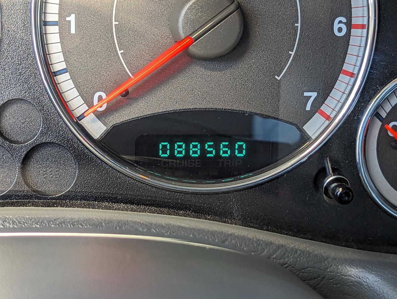 Used 2005 Jeep Liberty Limited AWD/4WD image 18