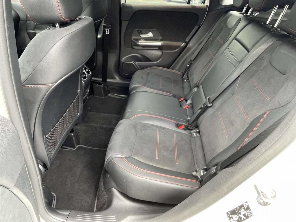 Used 2022 Mercedes-Benz GLA 35 AMG 4MATIC image 10