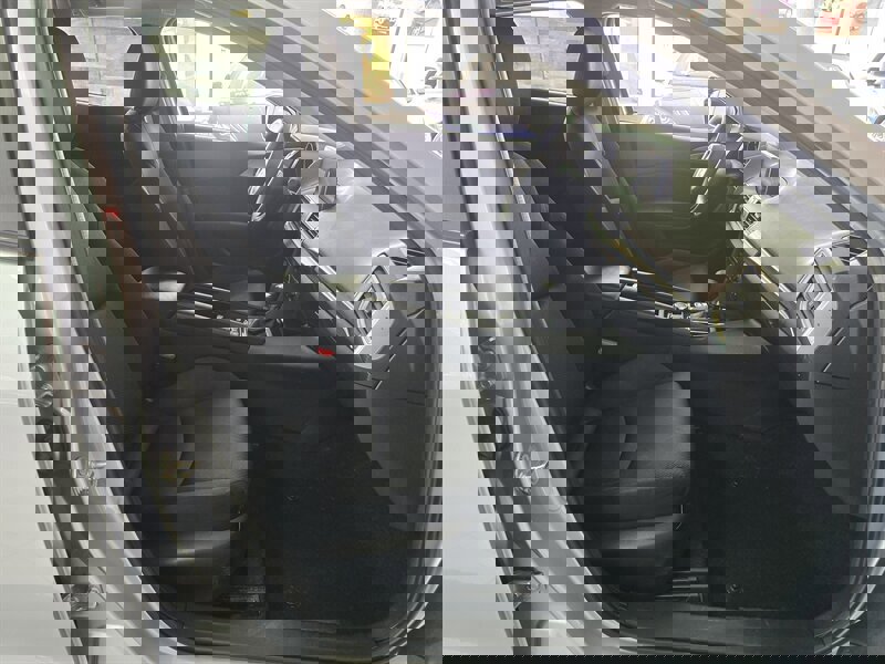 Used 2017 MAZDA MAZDA3 Sport image 13