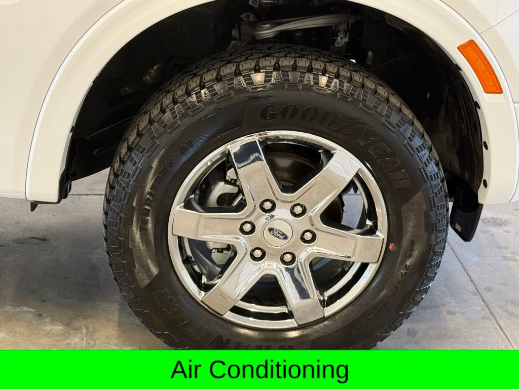 Used 2025 Ford Ranger XLT w/ FX4 Off-Road Package AWD/4WD image 4