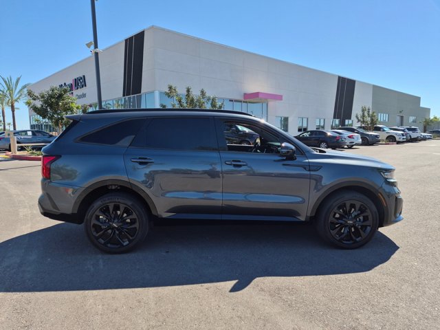 Used 2022 Kia Sorento SX AWD/4WD image 4