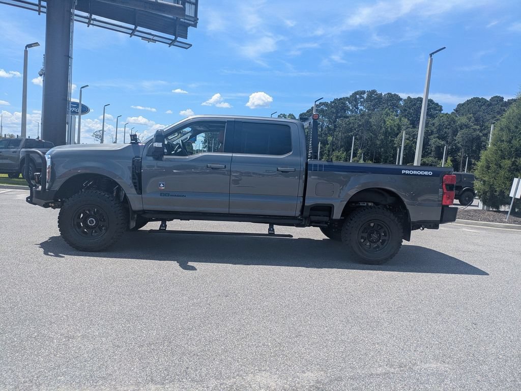 New 2026 Ford F250 Lariat w/ Black Appearance Package AWD/4WD image 7