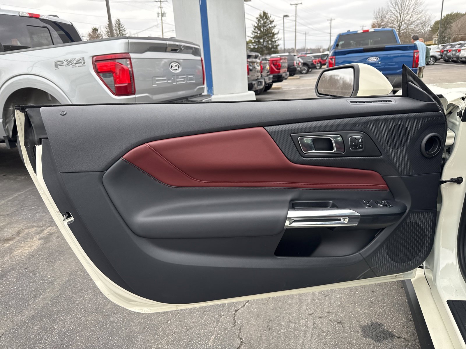 New 2025 Ford Mustang GT Premium w/ 60th Anniversary Package RWD image 23
