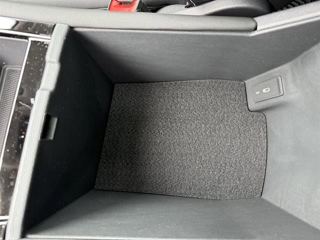 New 2025 Volkswagen Atlas SEL image 25