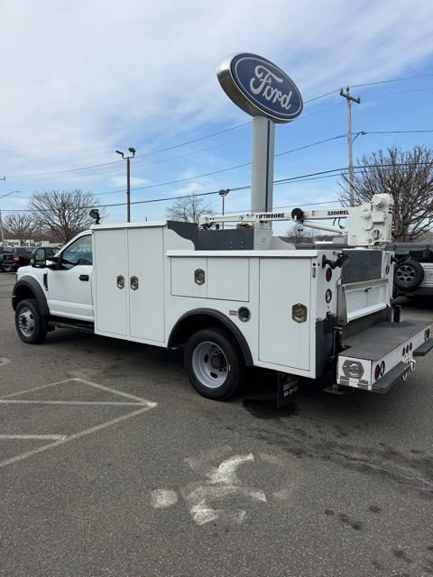 Used 2019 Ford F450 XL w/ Power Equipment Group image 3