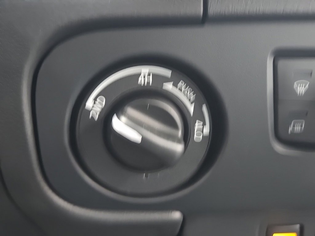 New 2026 Nissan Frontier SV image 25