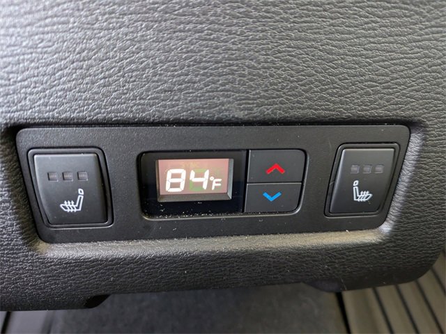 Used 2024 Mitsubishi Outlander SEL image 15