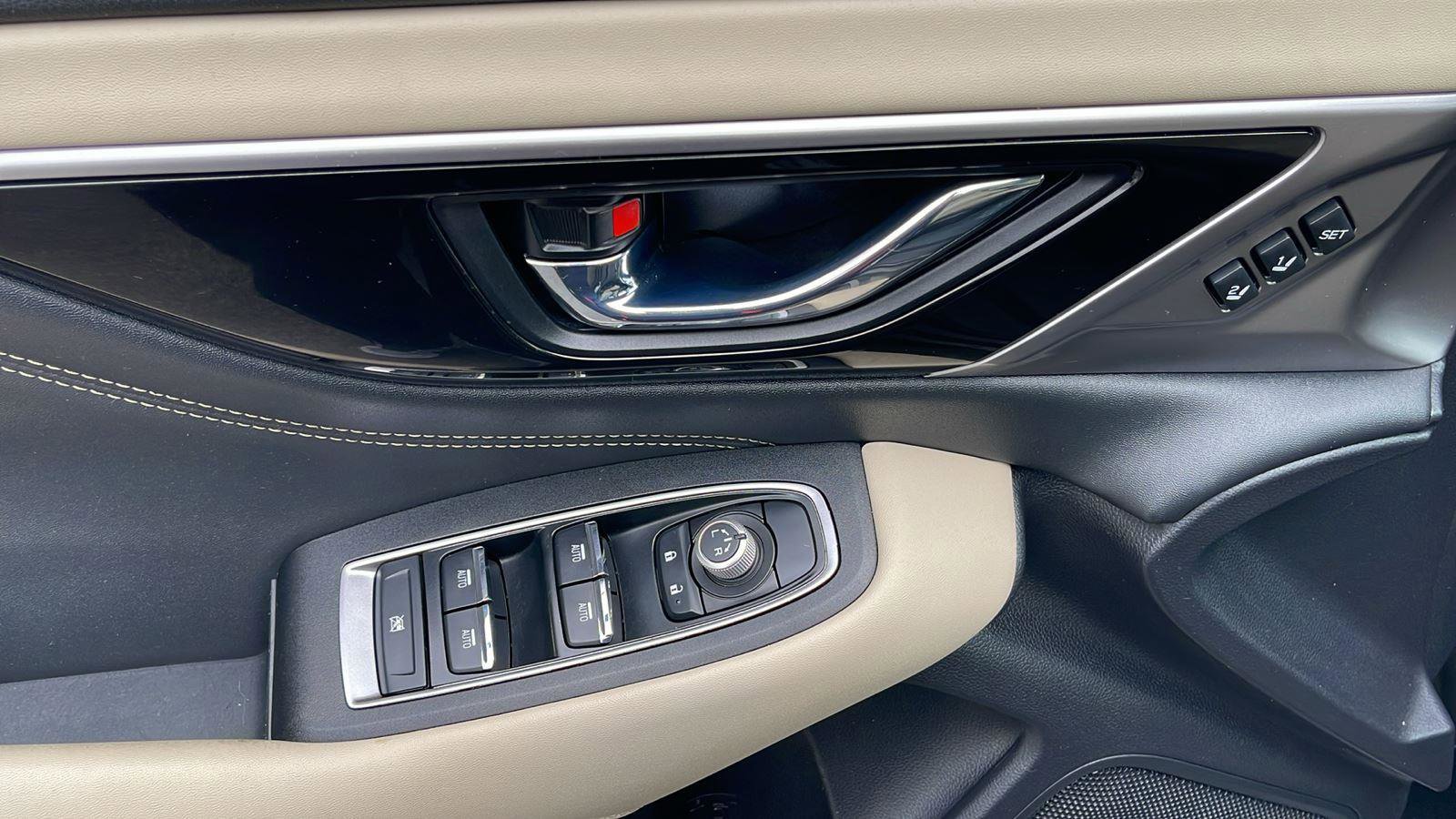 Used 2021 Subaru Outback Limited image 15