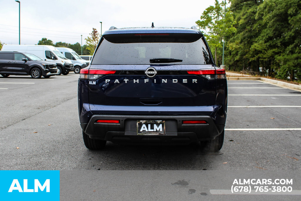Used 2025 Nissan Pathfinder SV FWD image 10