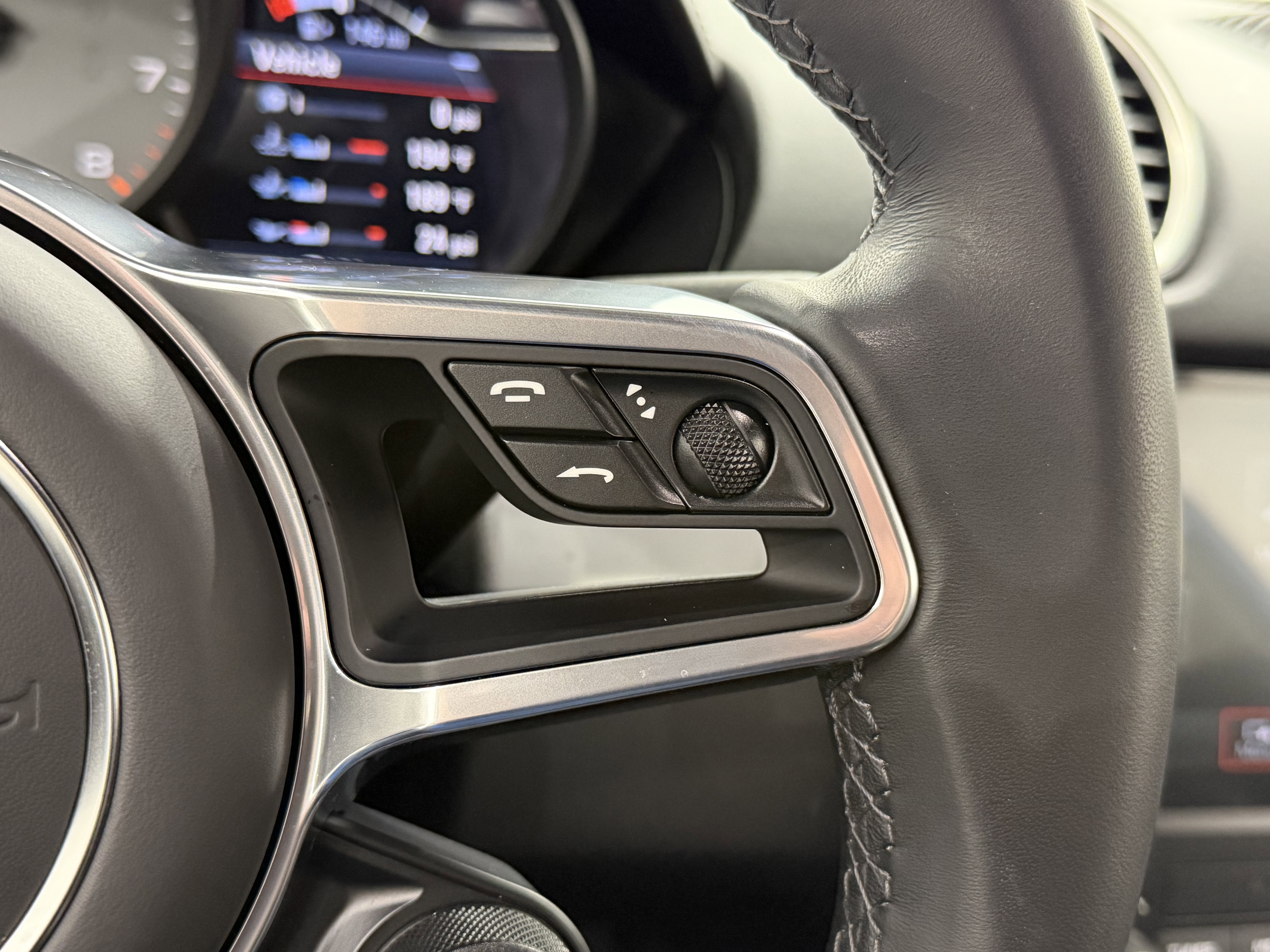 Certified 2025 Porsche 718 Cayman S image 40