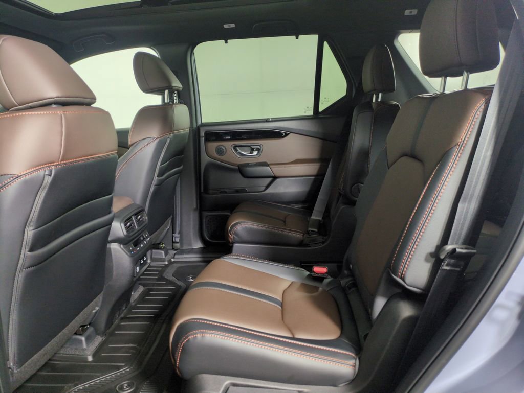 New 2026 Honda Pilot TrailSport image 25