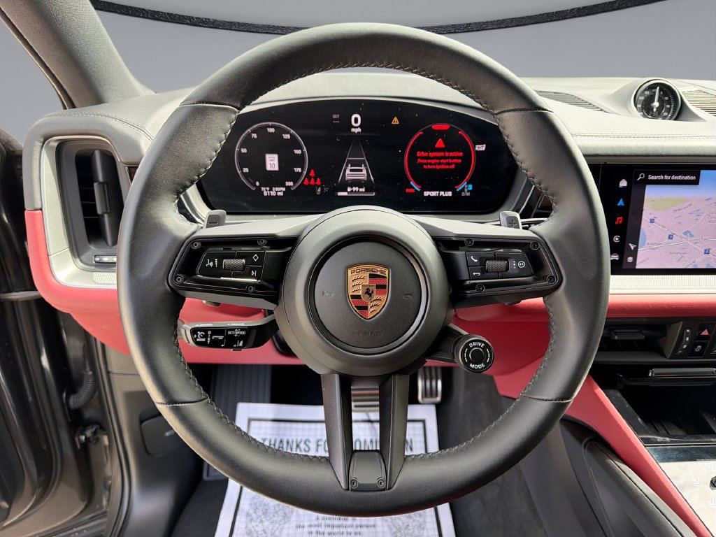 Used 2025 Porsche Cayenne S AWD/4WD image 21