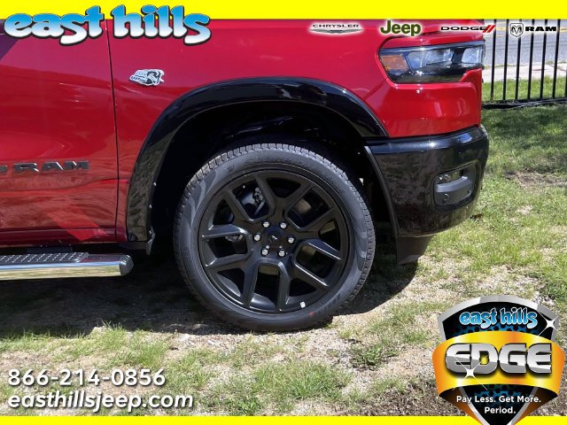 New 2026 RAM 1500 Laramie AWD/4WD image 3