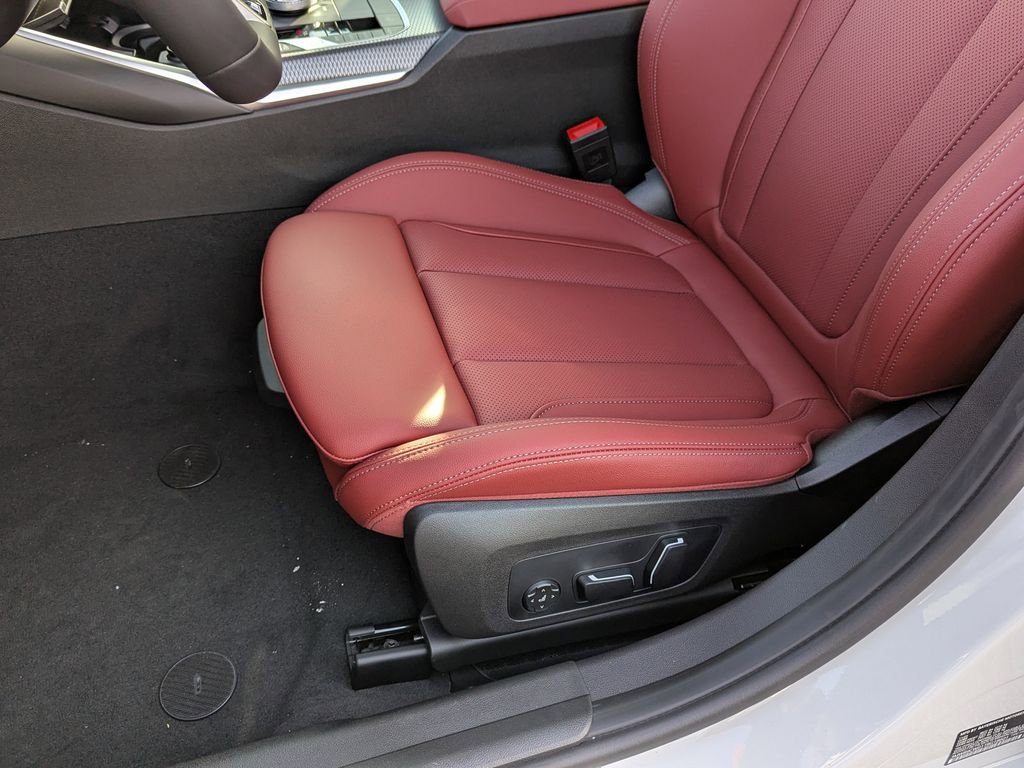 New 2026 BMW 330i xDrive Sedan w/ M Sport Package image 17