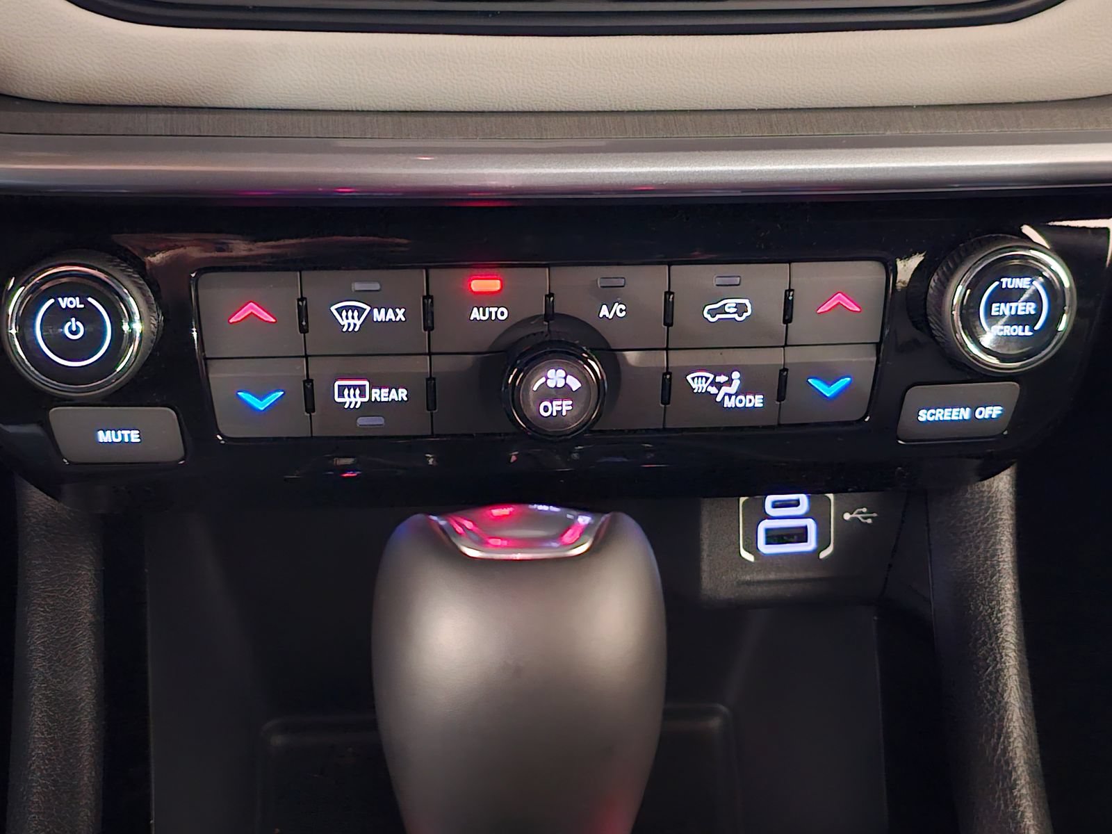 New 2026 Jeep Compass Limited AWD/4WD image 13