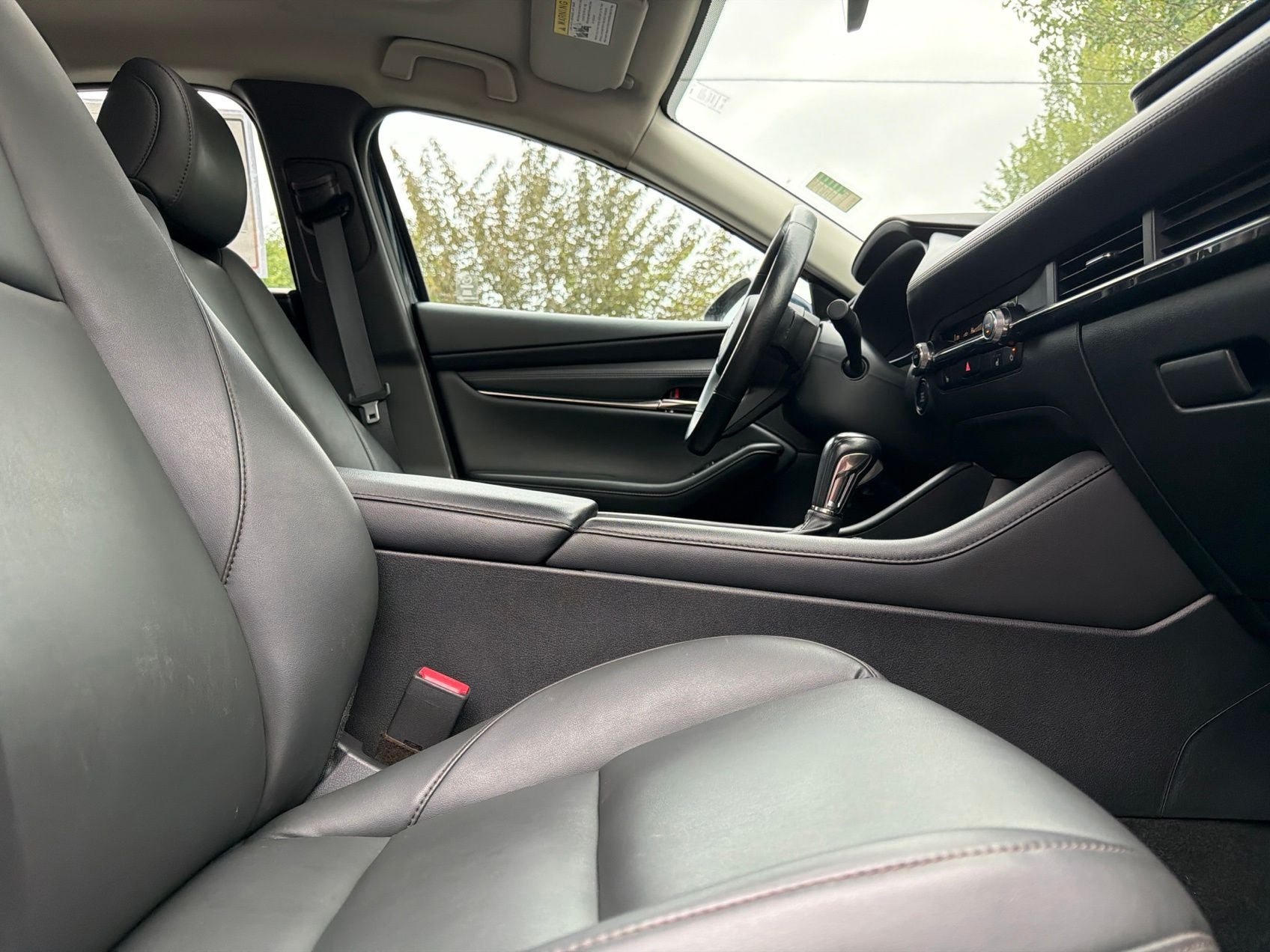 Used 2024 MAZDA MAZDA3 s FWD image 16