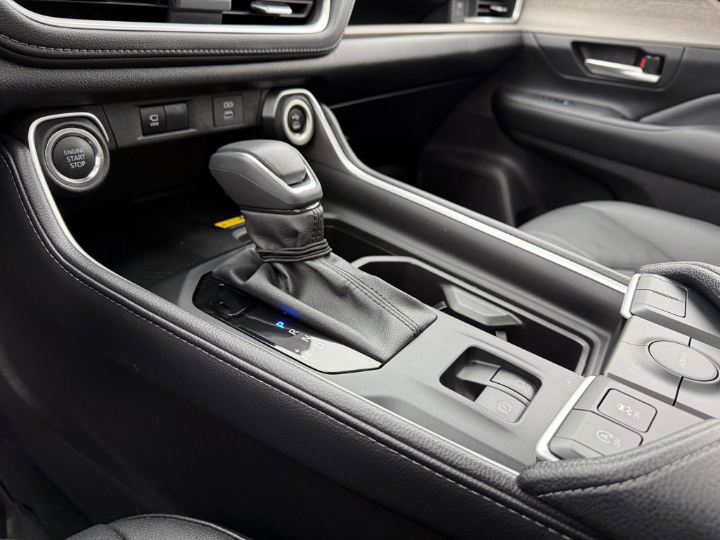Certified 2025 Toyota Grand Highlander FWD image 29