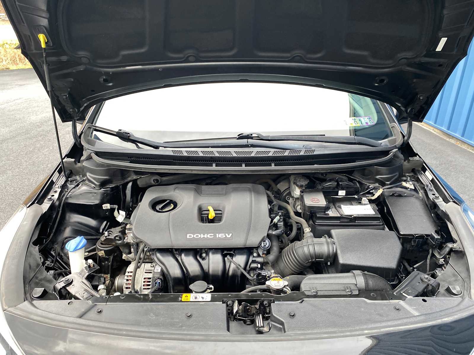 Used 2017 Kia Forte LX image 6