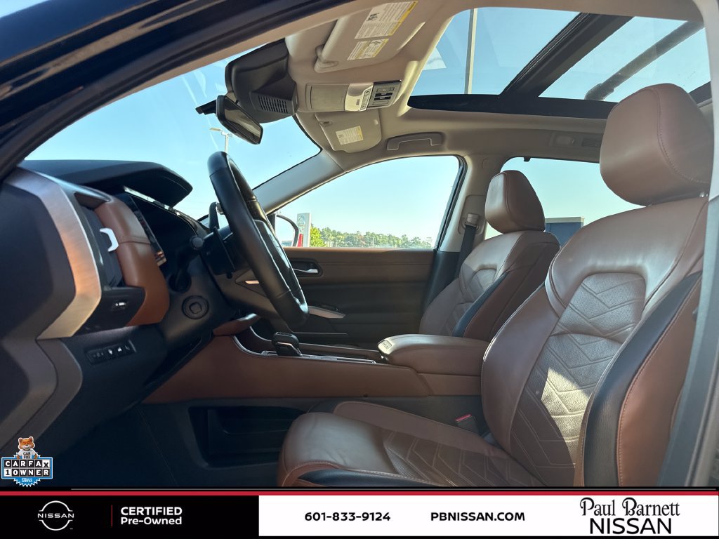 Certified 2025 Nissan Pathfinder Platinum FWD image 21