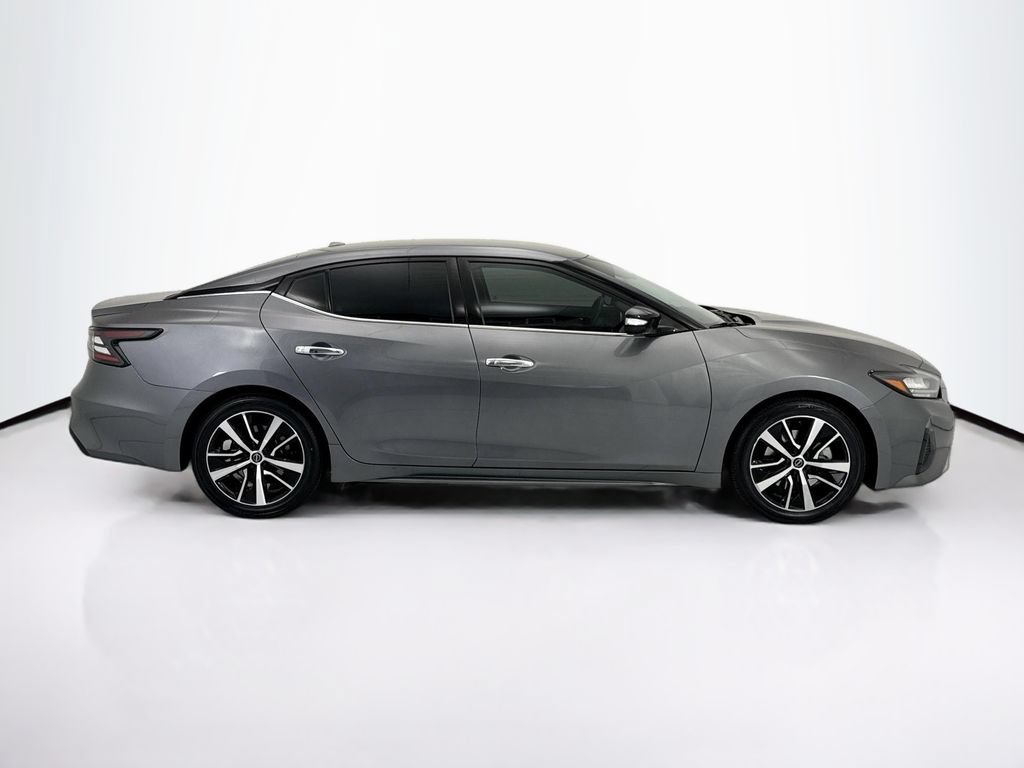 Used 2023 Nissan Maxima SV w/ Floor Mat Group FWD image 4