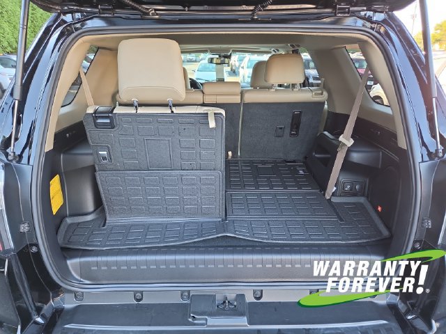 Used 2023 Toyota 4Runner Limited AWD/4WD image 18
