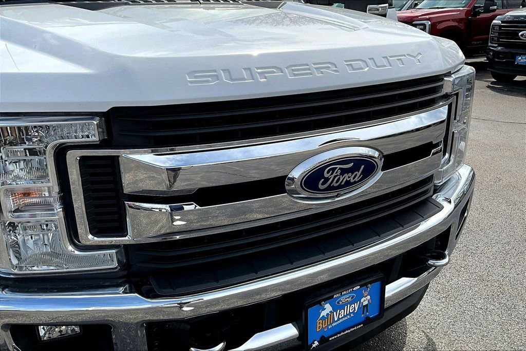 Used 2019 Ford F350 XLT w/ XLT Premium Package AWD/4WD image 36