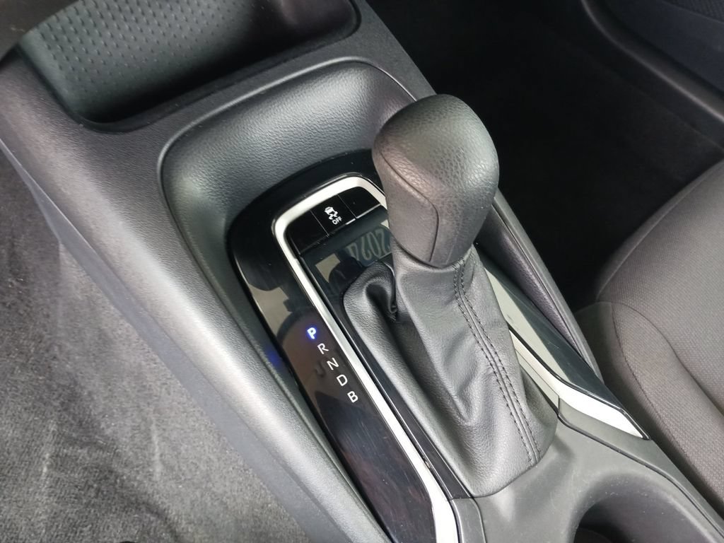 Used 2024 Toyota Corolla LE FWD image 33