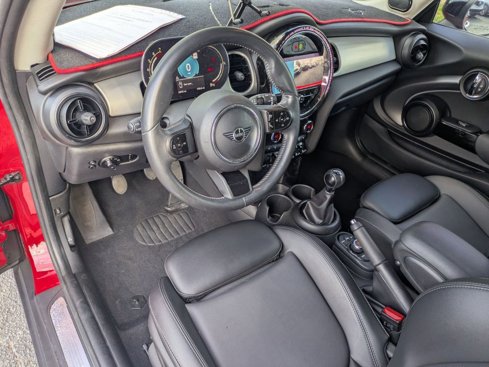Used 2022 MINI Cooper S image 9