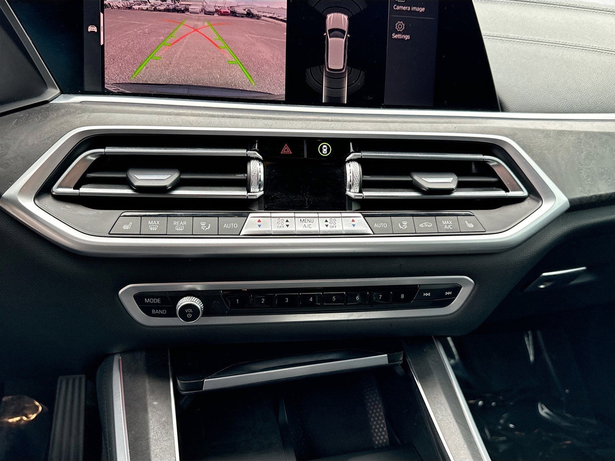 Used 2022 BMW X5 xDrive40i AWD/4WD image 35