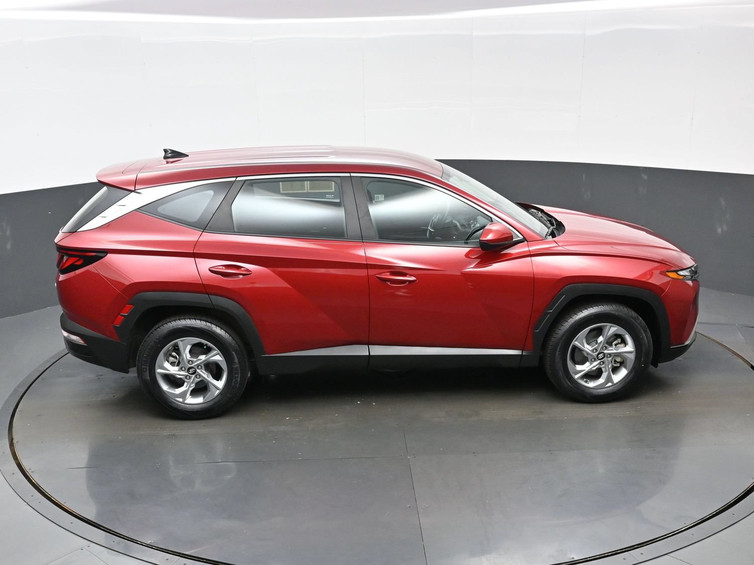 Certified 2024 Hyundai Tucson SE AWD/4WD image 37