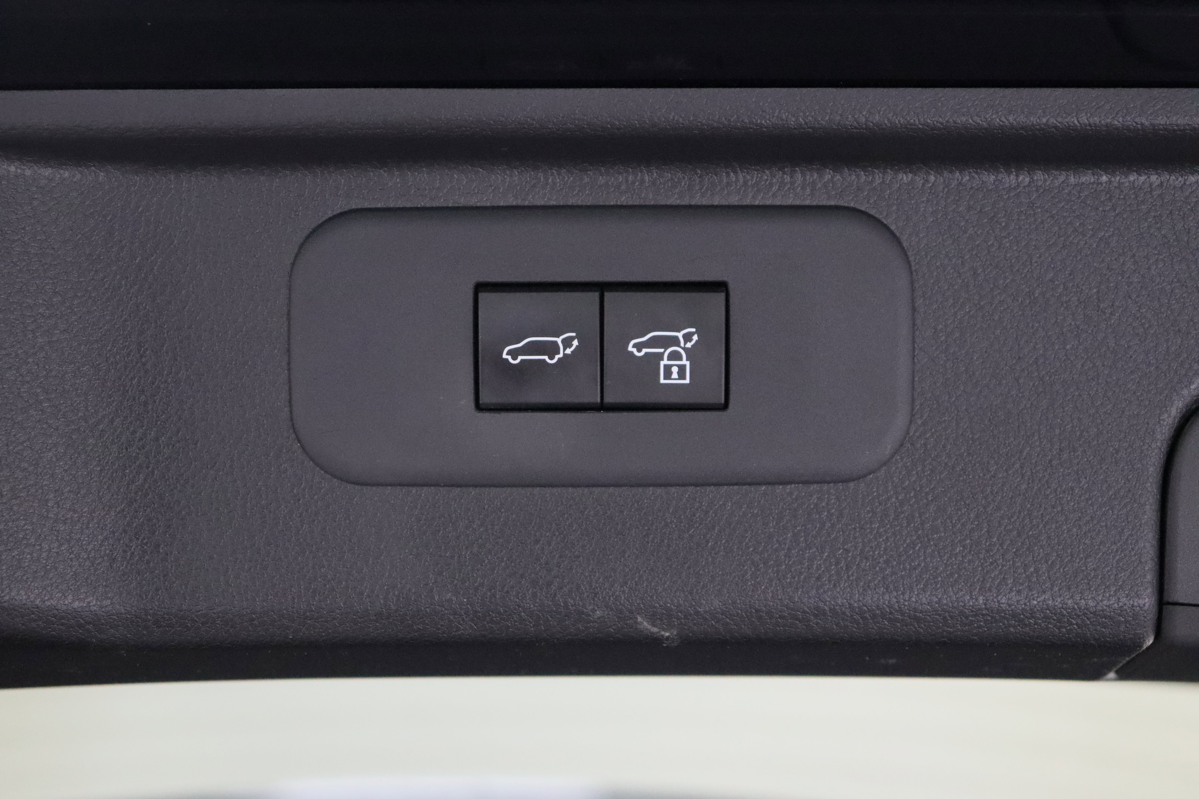 Certified 2025 Toyota Grand Highlander FWD image 35